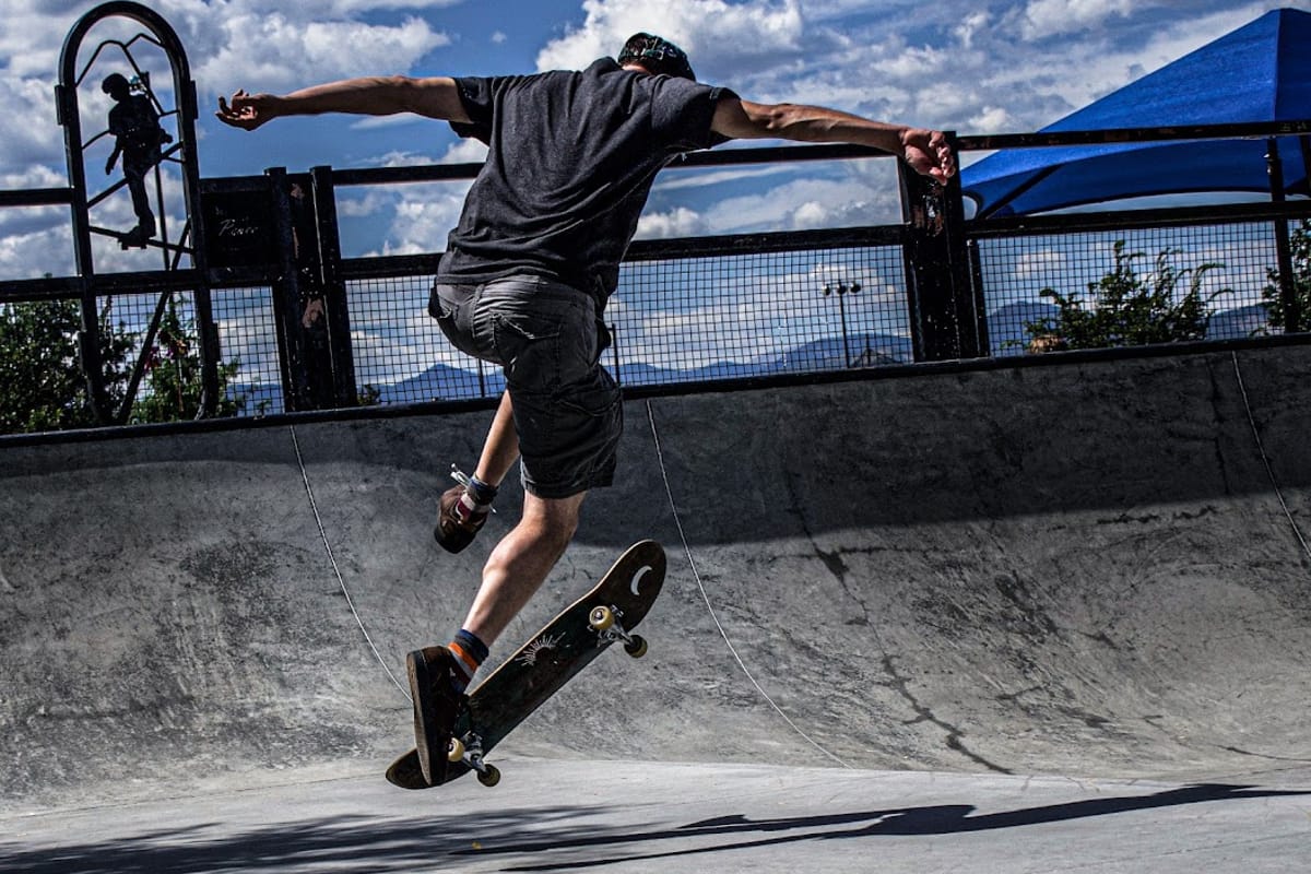 Redstone Skate Park atmosphere and seating