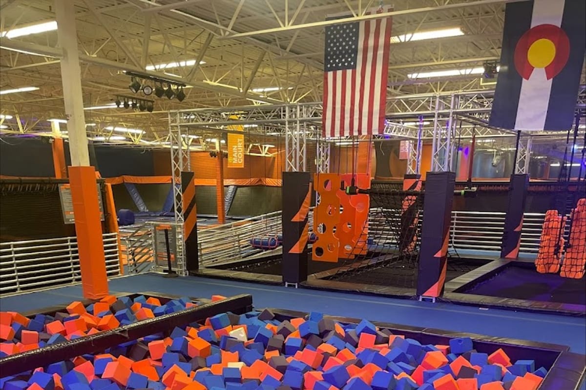 Sky Zone Trampoline Park dining area