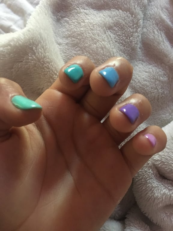 Dt Nails