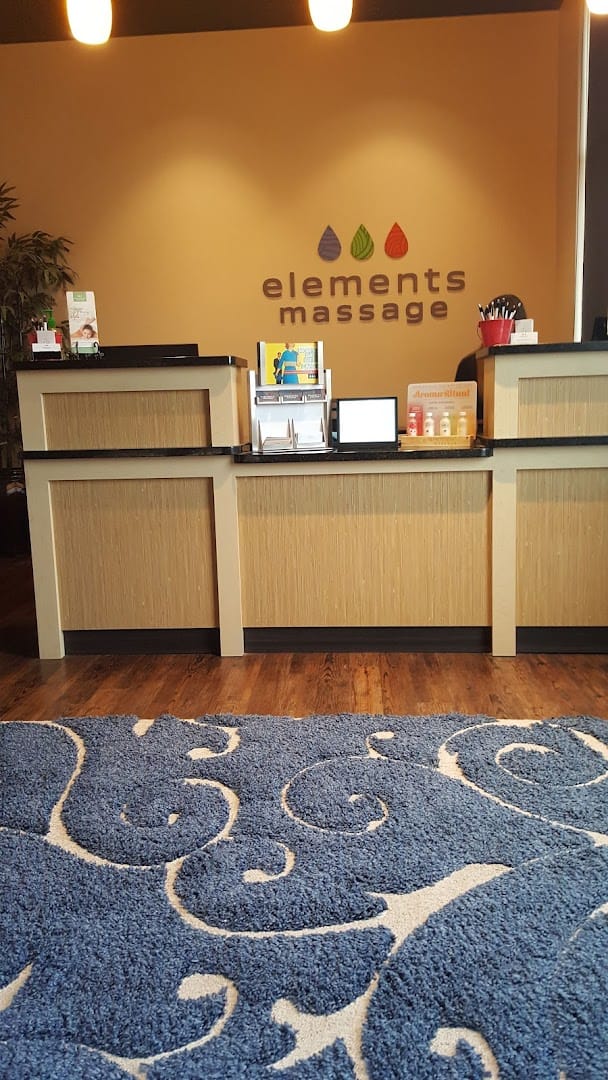 Elements Massage exterior entrance