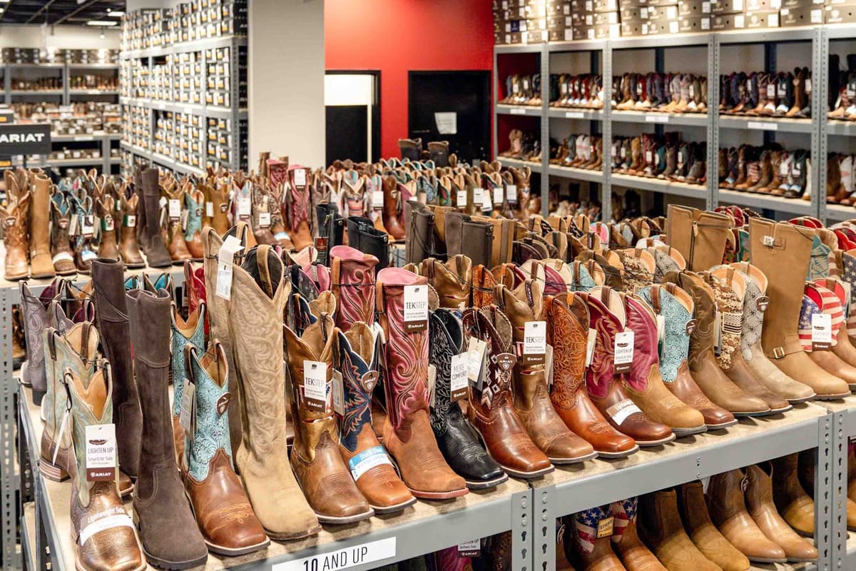 Ariat Outlet dining area