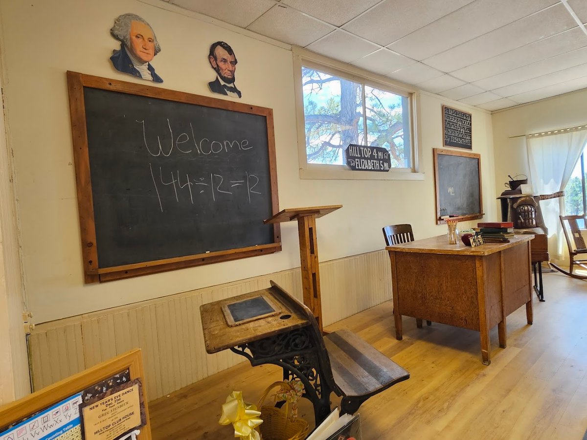 Hilltop Schoolhouse atmosphere and seating