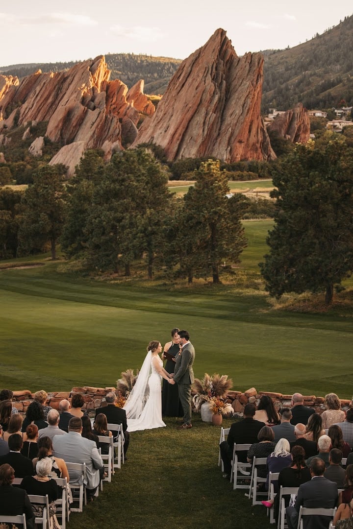 Arrowhead Golf Course featured offerings