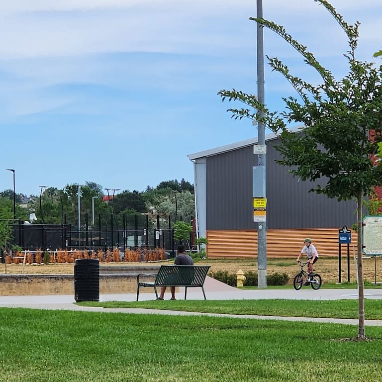 Railbender Skate & Tennis Park dining area