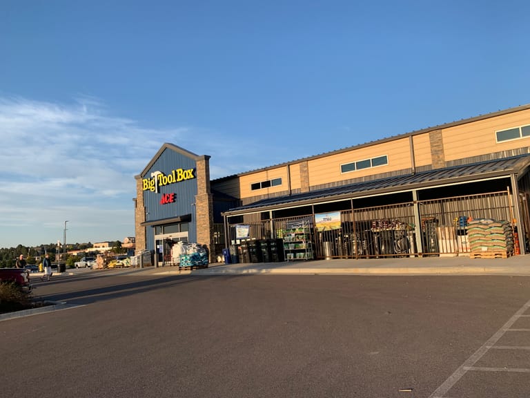 The Big Tool Box and Highlands Garden Center exterior entrance
