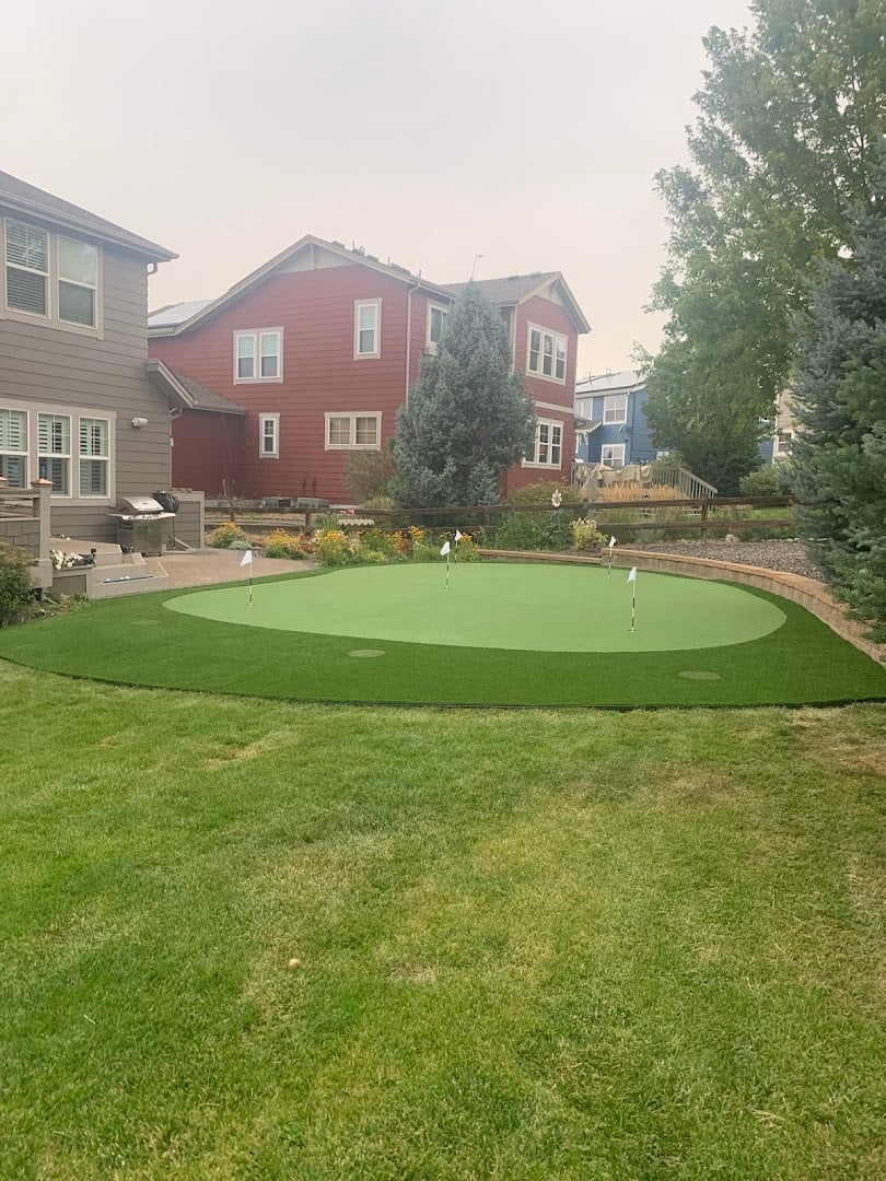 Tour Greens Denver exterior entrance