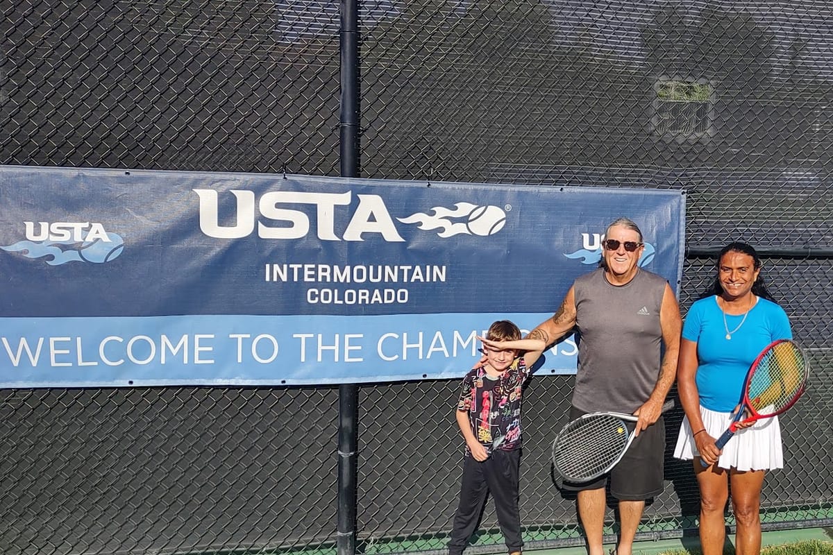 Lone Tree Tennis Center and Park atmosphere and seating