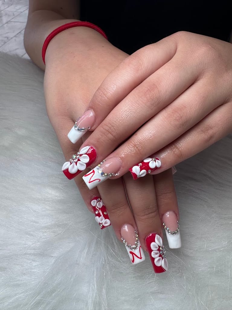 Nails Story dining area