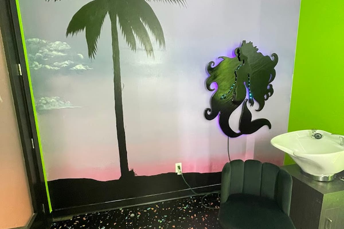 Interior view of Sunkissed Spray Tanning by the Rustic Mermaid