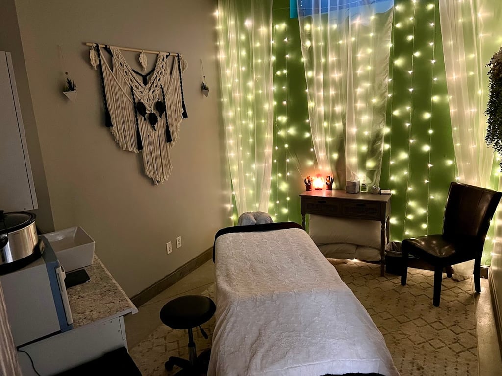 Cactus Blossom Massage