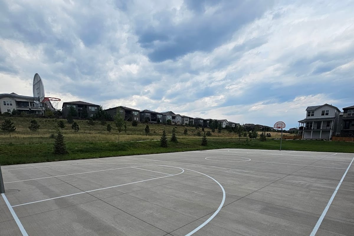 Crescendo Park atmosphere and seating