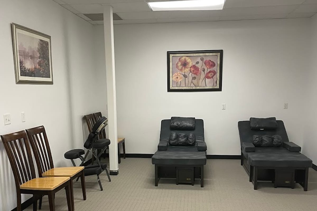 Jade Therapeutic Massage dining area