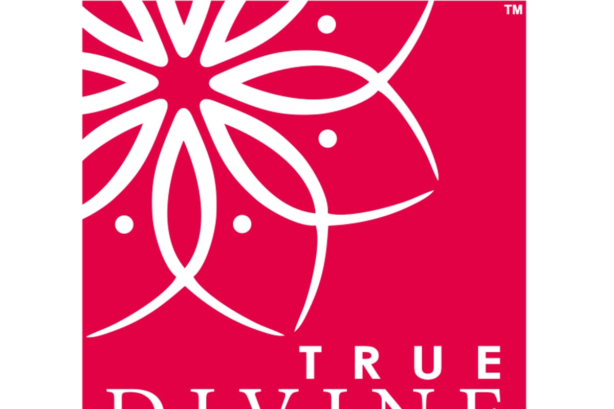 True Divine Glow - Skin Therapy & Esthetician atmosphere and seating