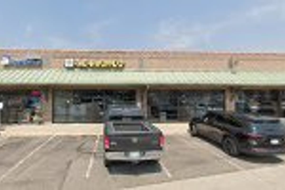 J. W. Kim Taekwondo - Castle Pines/Castle Rock atmosphere and seating
