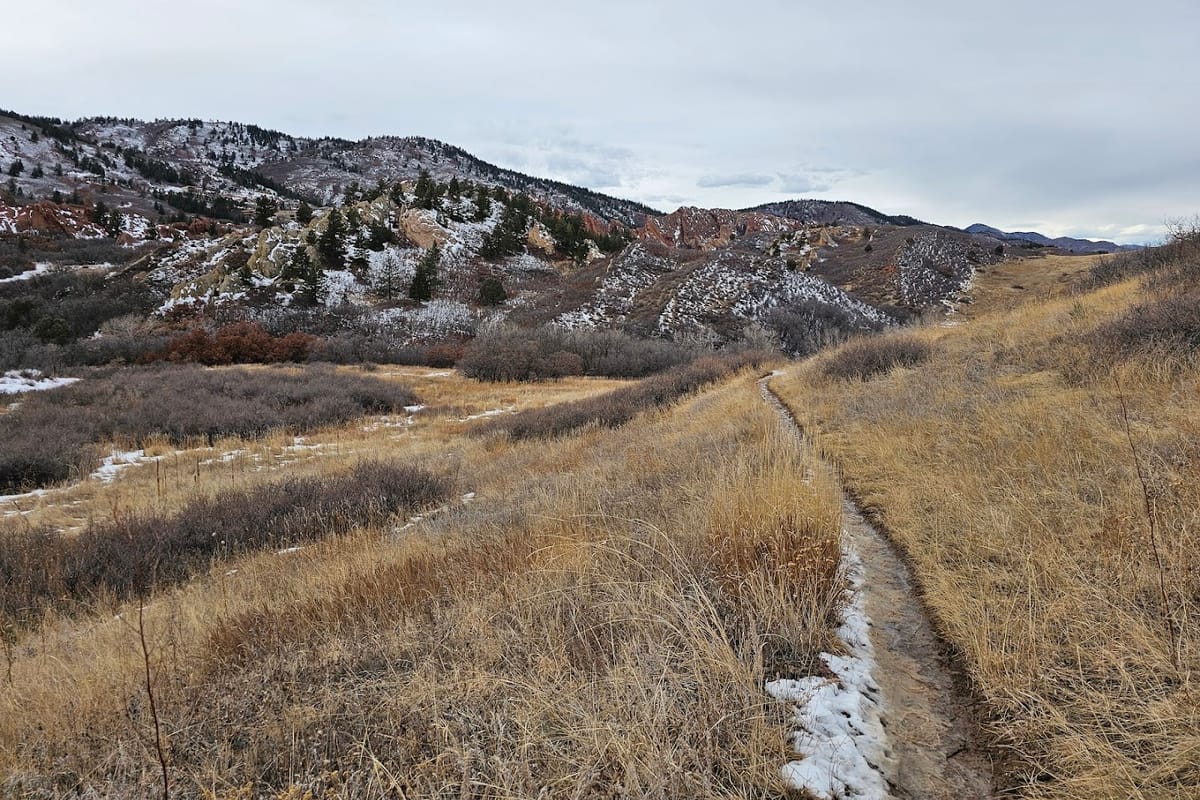 South Rim Trail atmosphere and seating