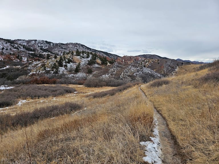South Rim Trail atmosphere and seating