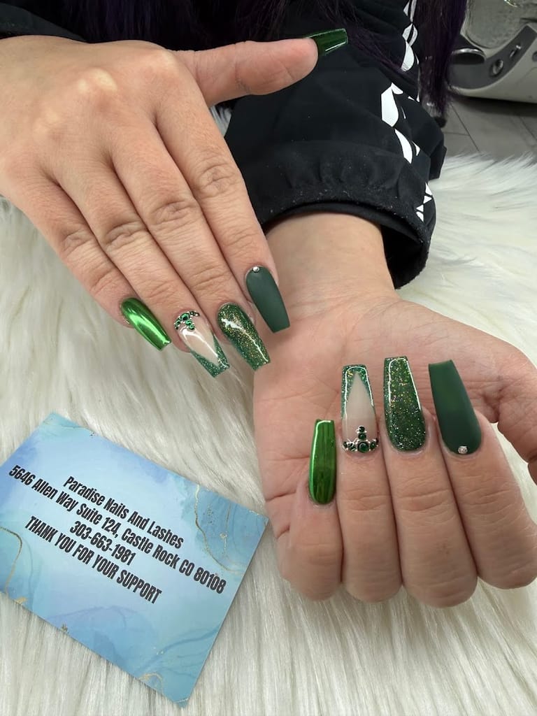Paradise Nails And Lashes dining area