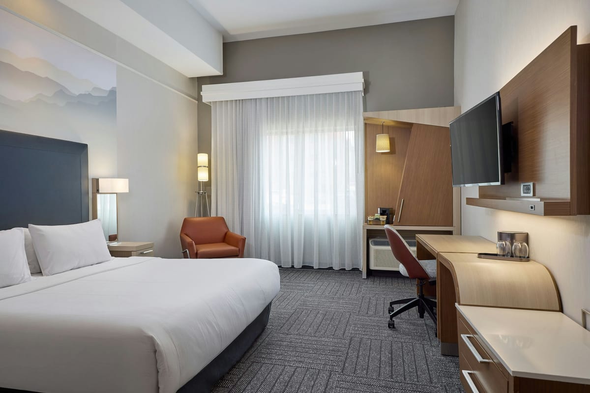 Courtyard by Marriott Denver Southwest/Littleton dining area