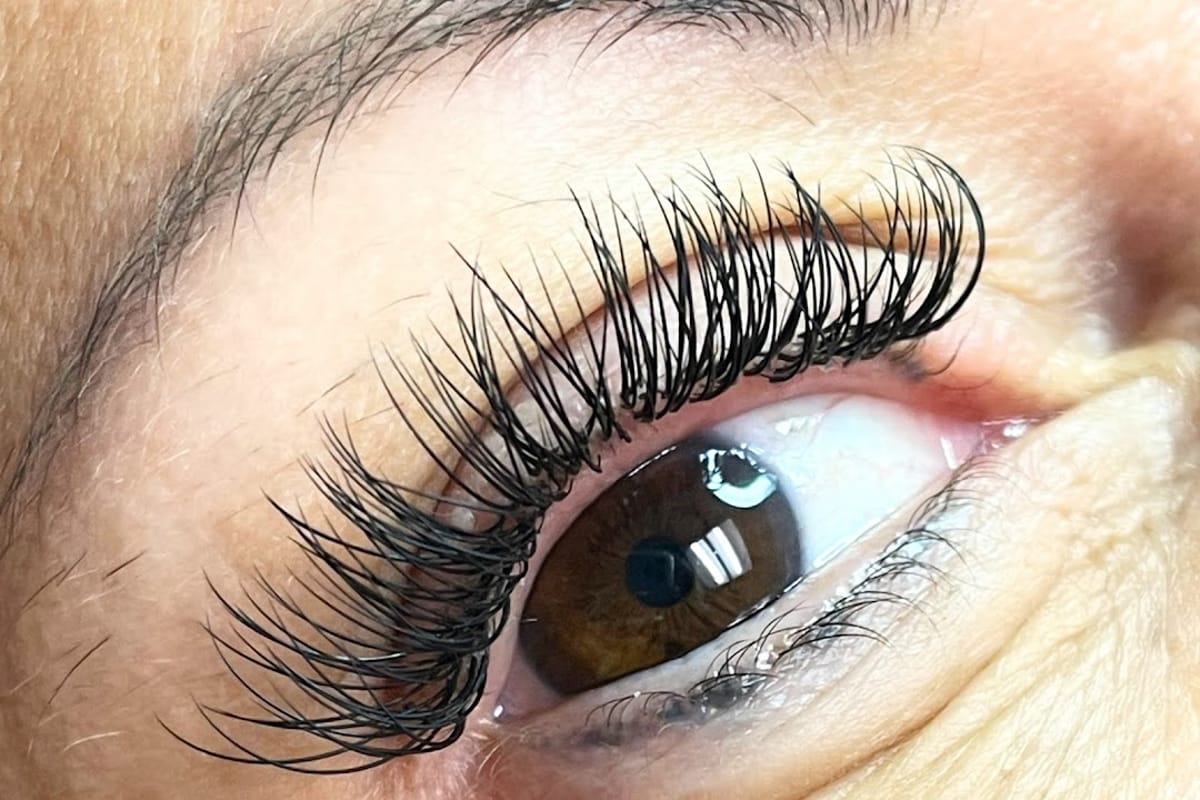Looks and Lashes by Lex featured offerings
