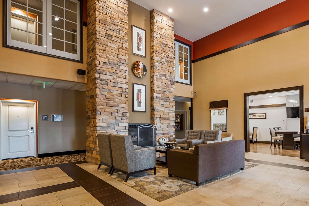 Best Western Plus Castle Rock exterior entrance