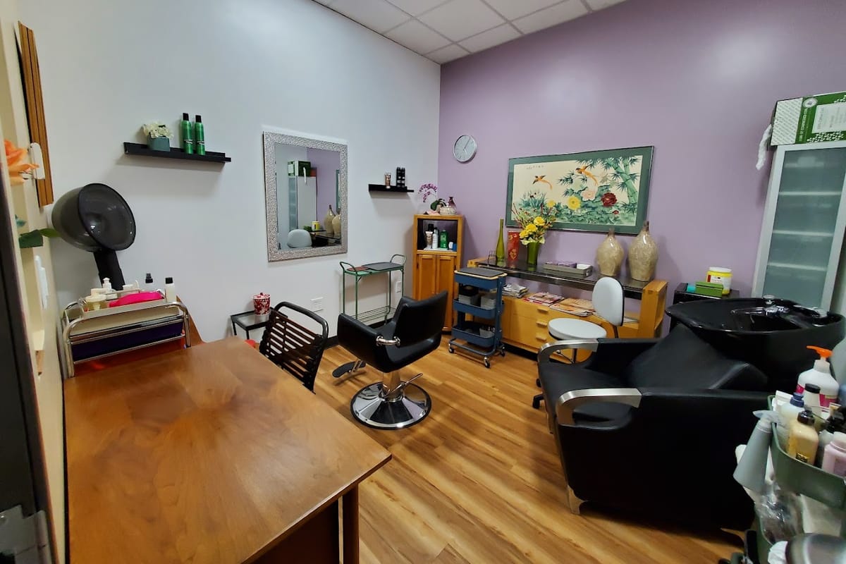 Interior view of Hair by Kimberly