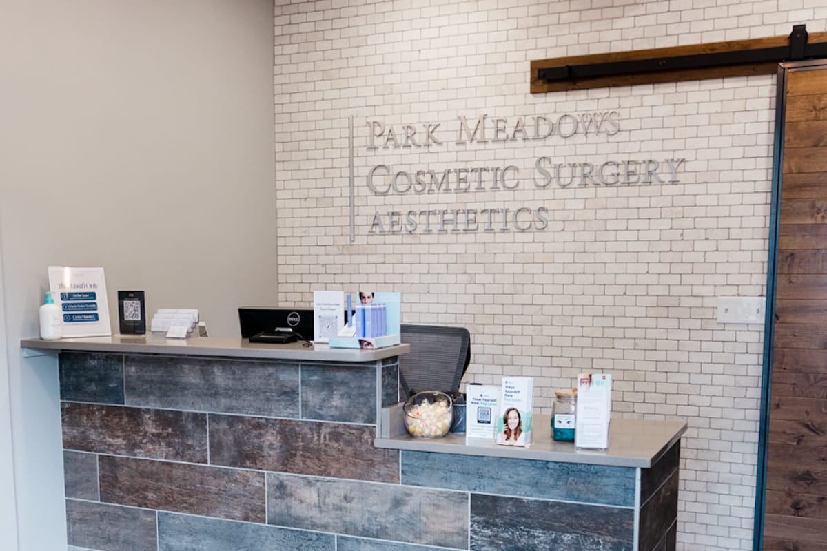 Park Meadows Aesthetics dining area