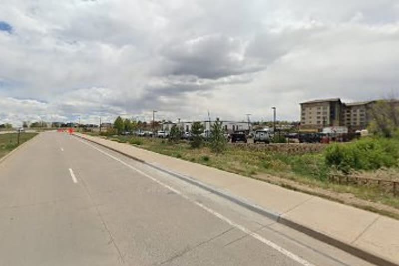 Highline Canal Trailhead - Plaza Dr. park in Highlands Ranch, Colorado