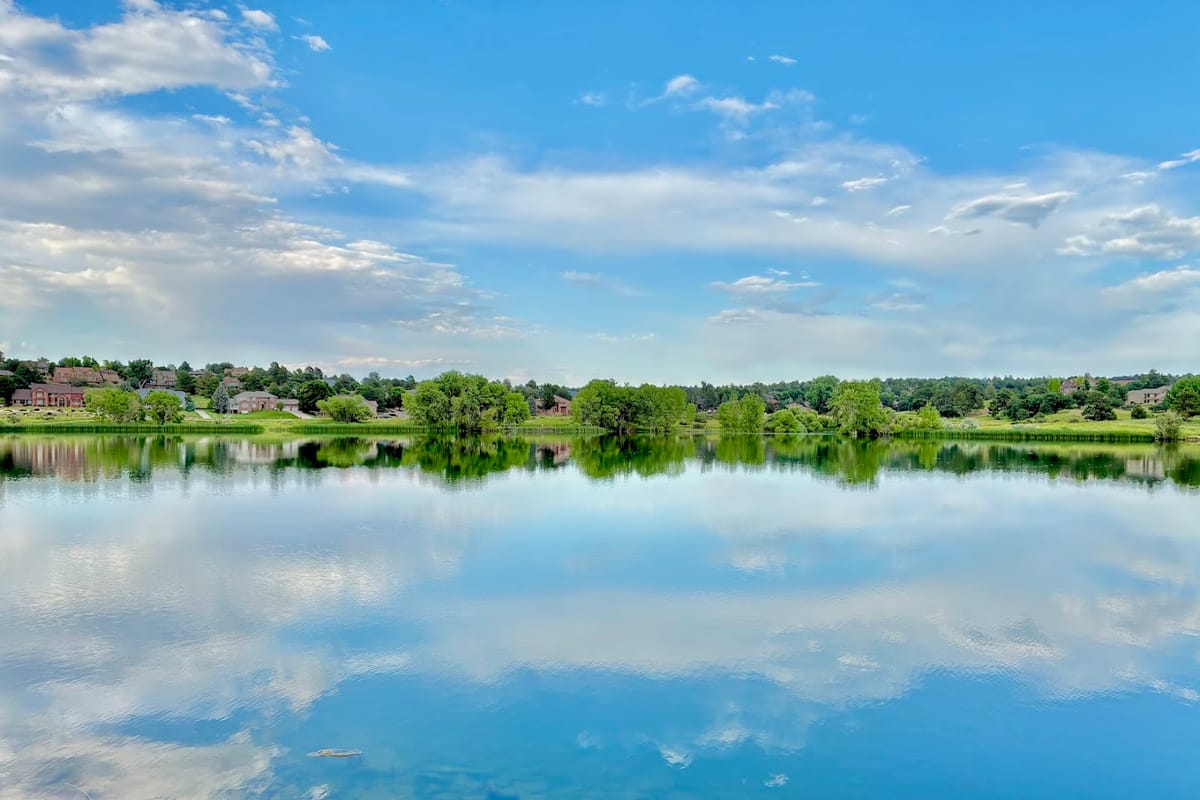 Bingham Lake atmosphere and seating