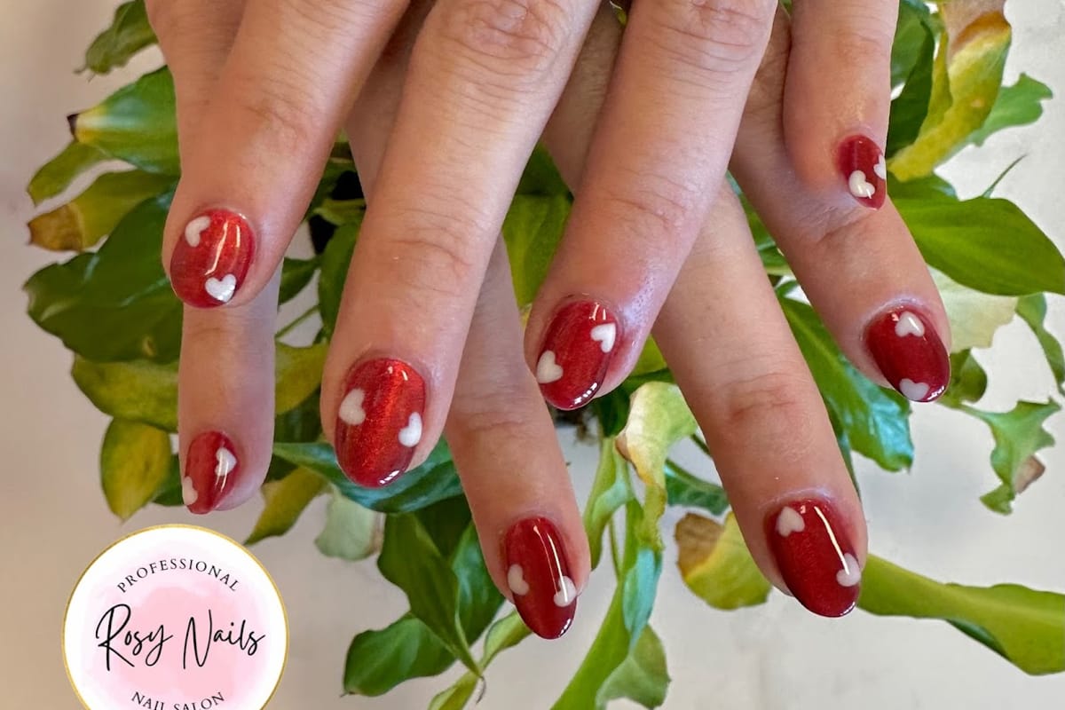 Rosy Nails atmosphere and seating