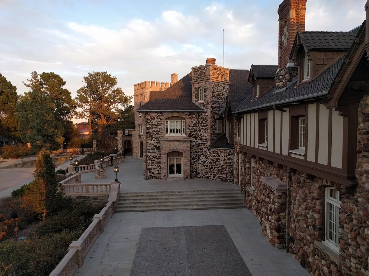 Highlands Ranch Mansion atmosphere and seating