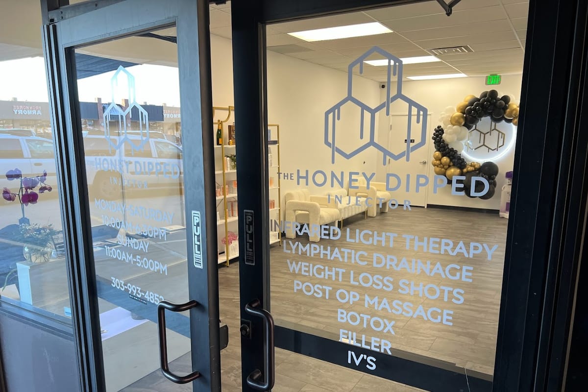 The Honey Dipped Injector dining area