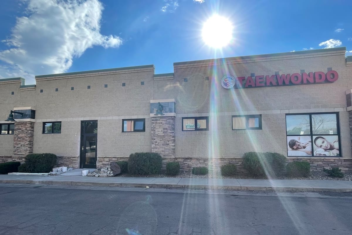Han Lee's Taekwondo Academy featured offerings