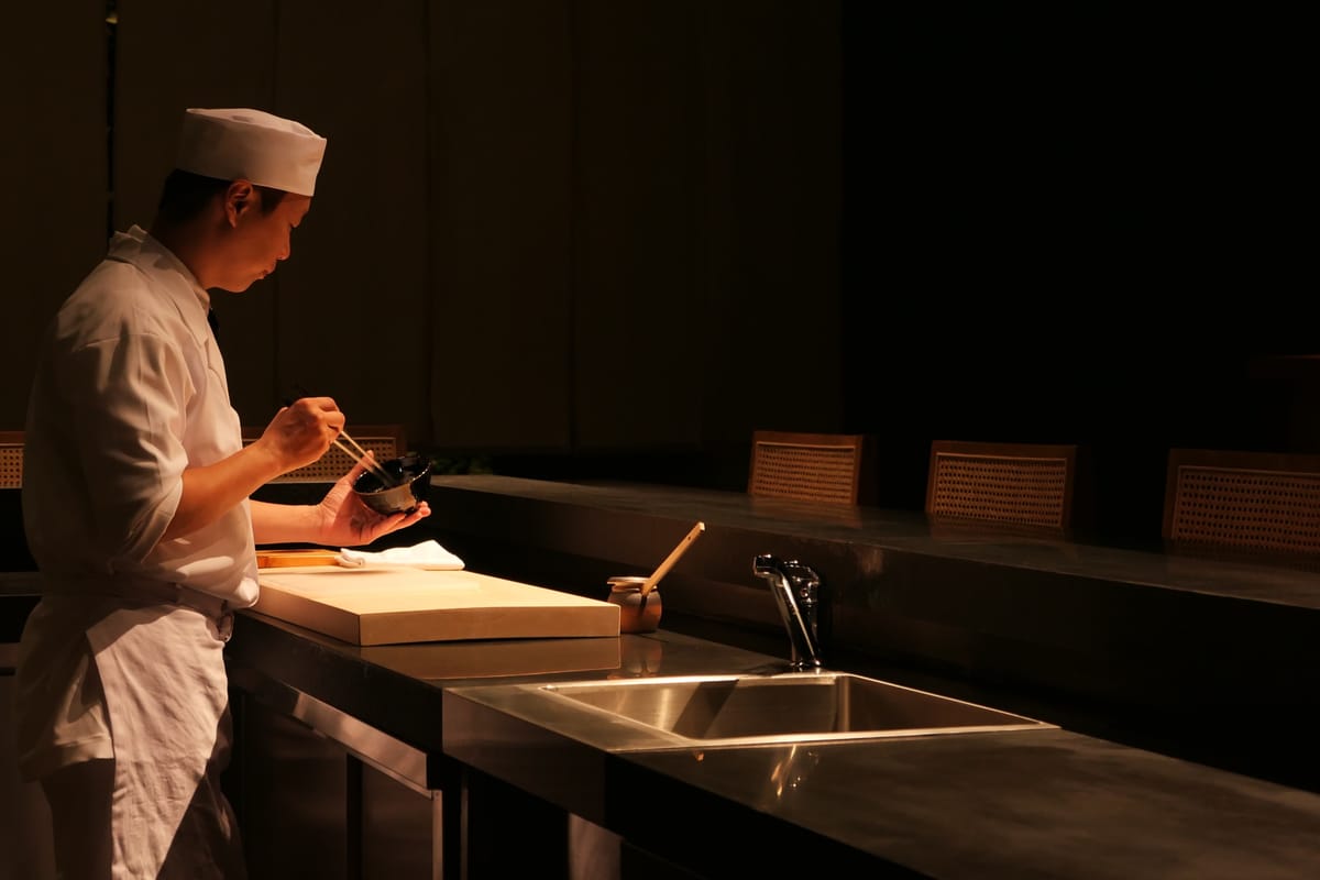 Shoyu Sushi (Parker) atmosphere and seating