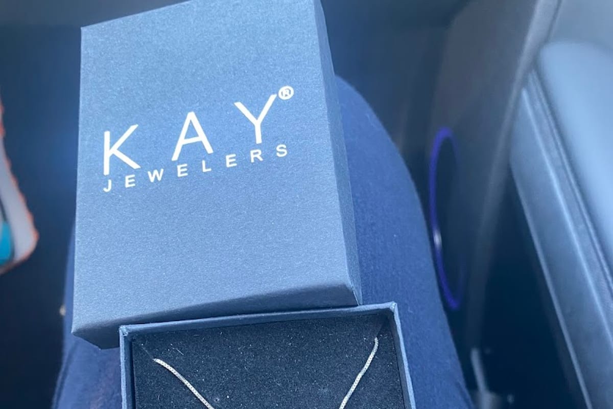 KAY Outlet featured offerings