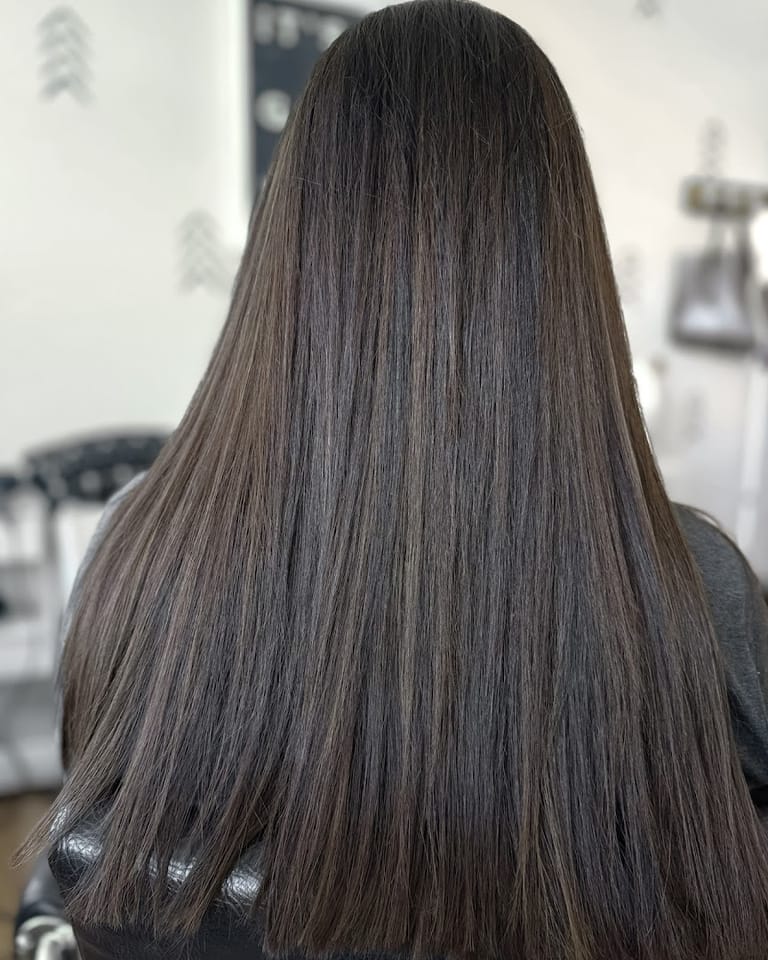 Interior view of Selma Loves Hair
