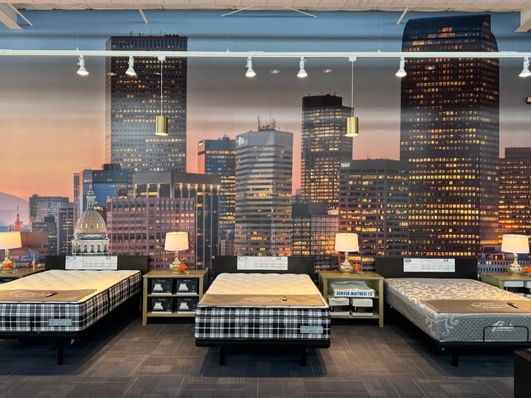 Denver Mattress atmosphere and seating