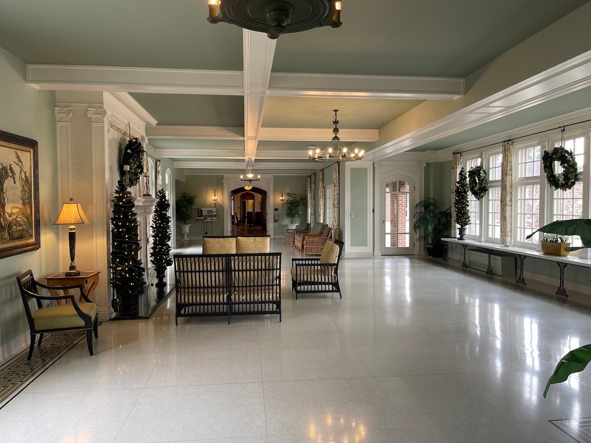 Highlands Ranch Mansion dining area