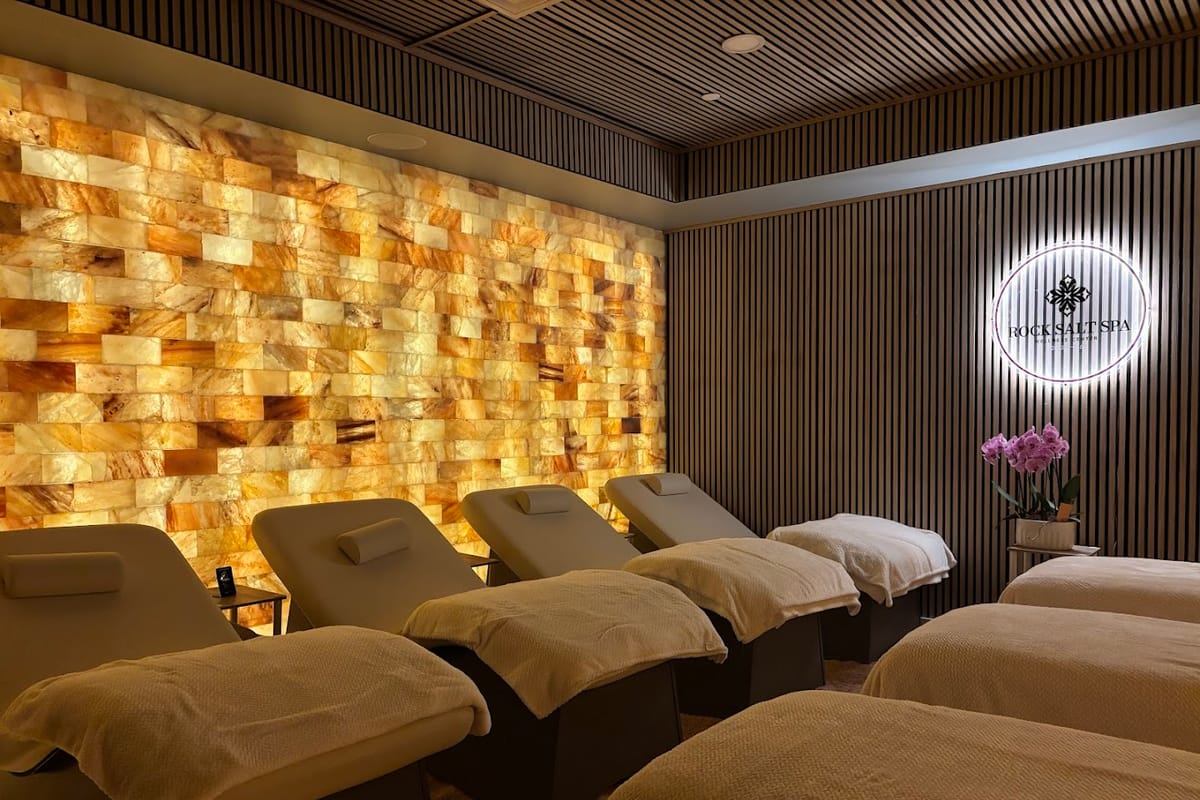 The Rock Salt Spa atmosphere and seating