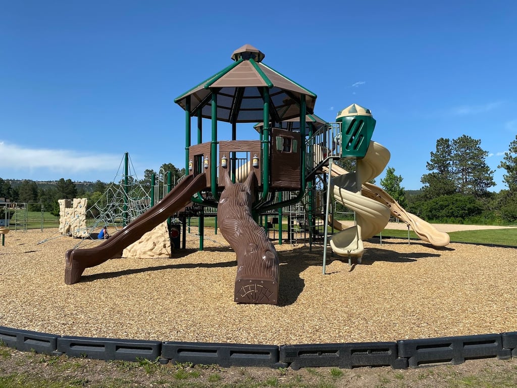 Larkspur Community Park