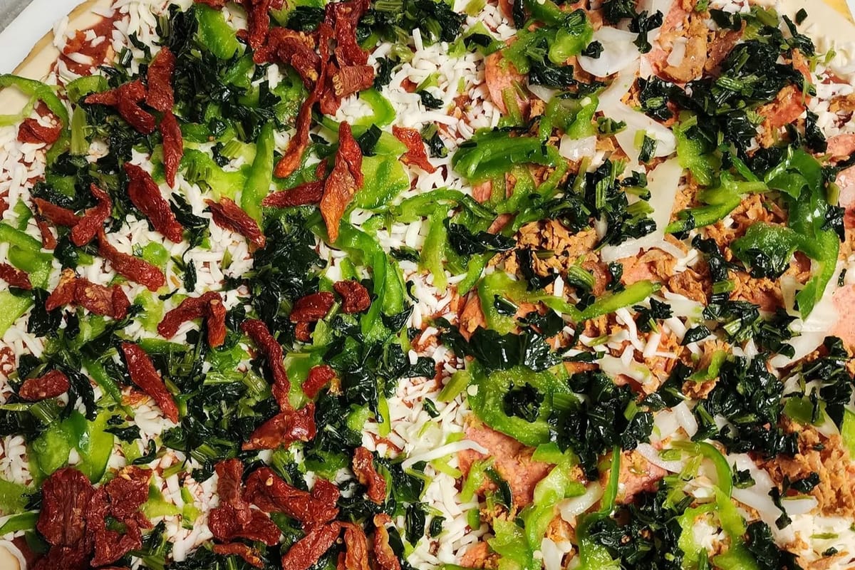 Interior view of Tonti's Pizzeria