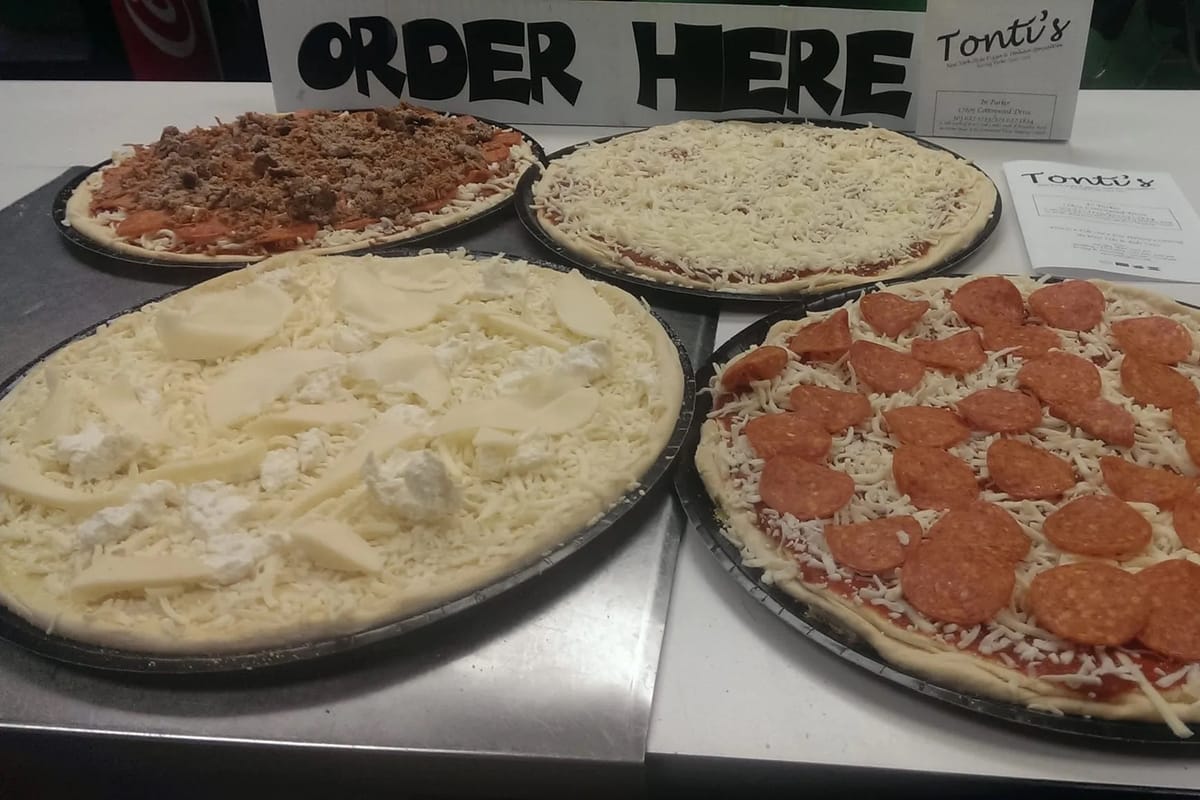 Tonti's Pizzeria featured offerings