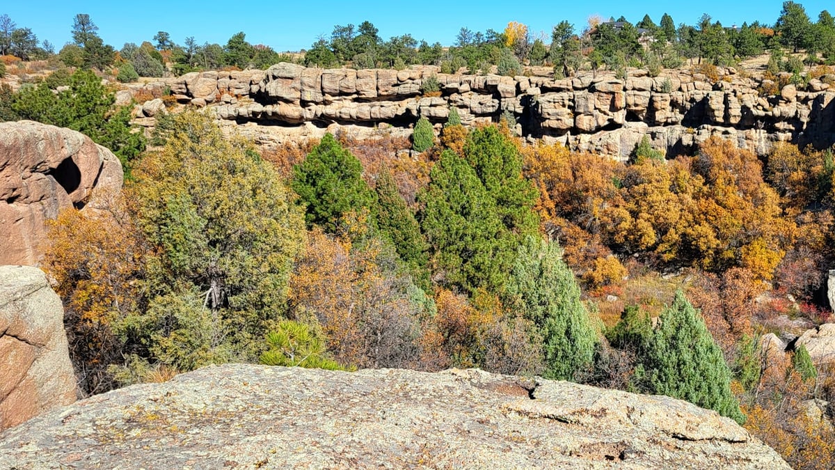 Canyon View Nature Trail atmosphere and seating