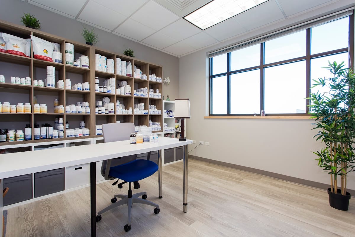 Besana Health & Wellness atmosphere and seating