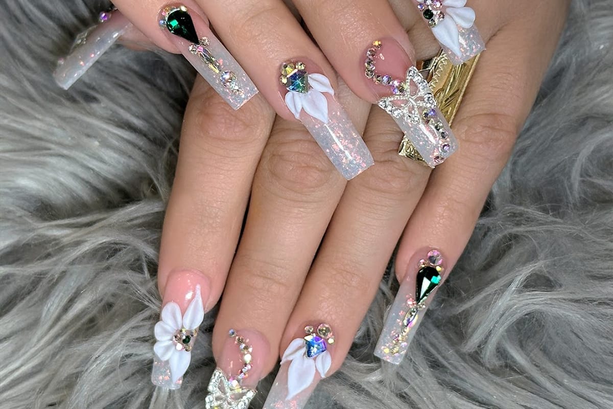 Bedazzled Nails And Bar featured offerings