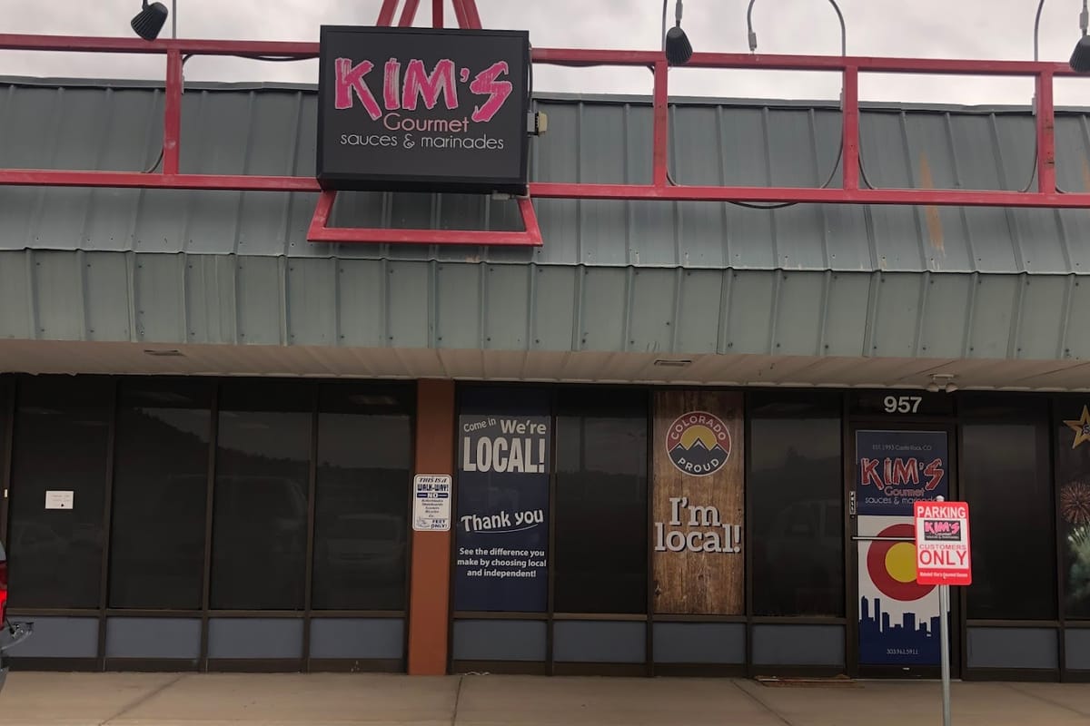 Kim's Gourmet Sauces atmosphere and seating