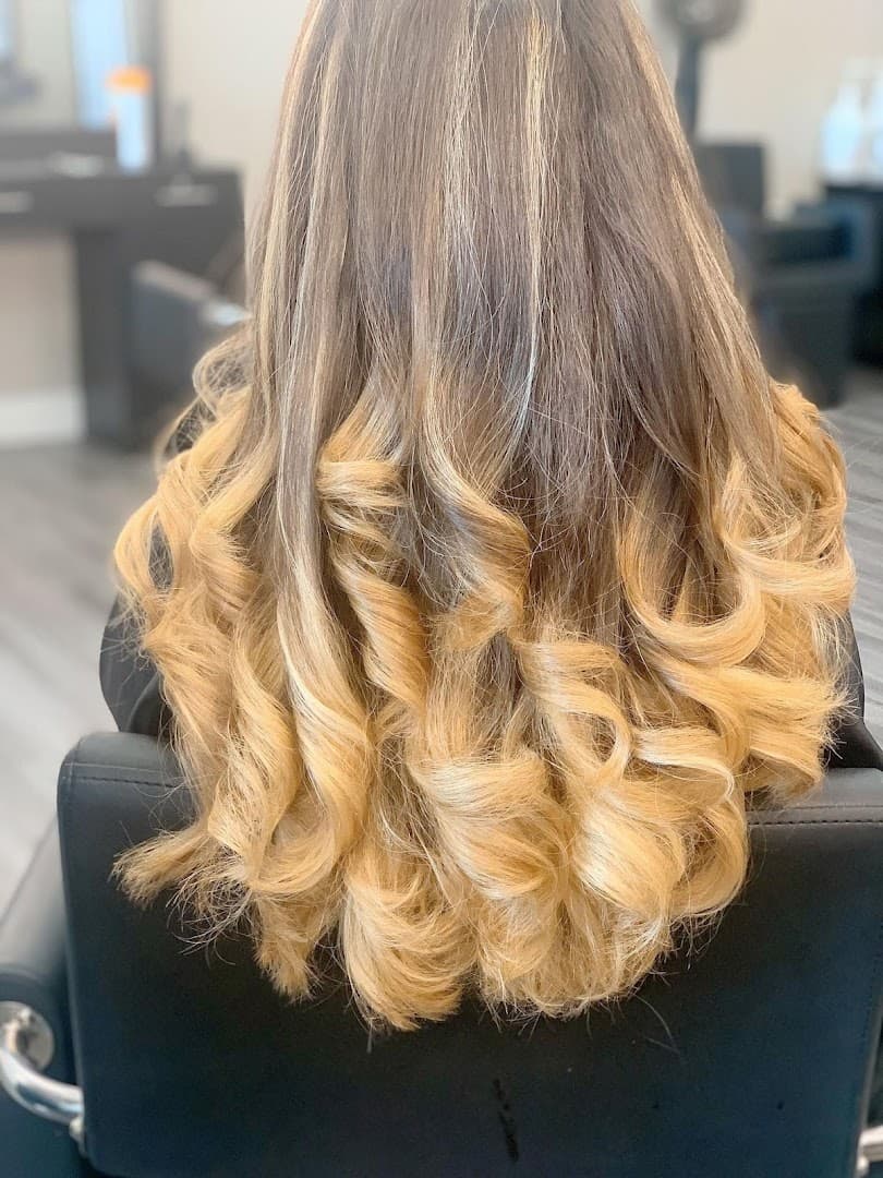 Cut N Frame Salon salon in Parker, Colorado