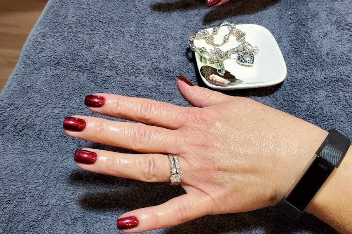 Daisy Nails featured offerings