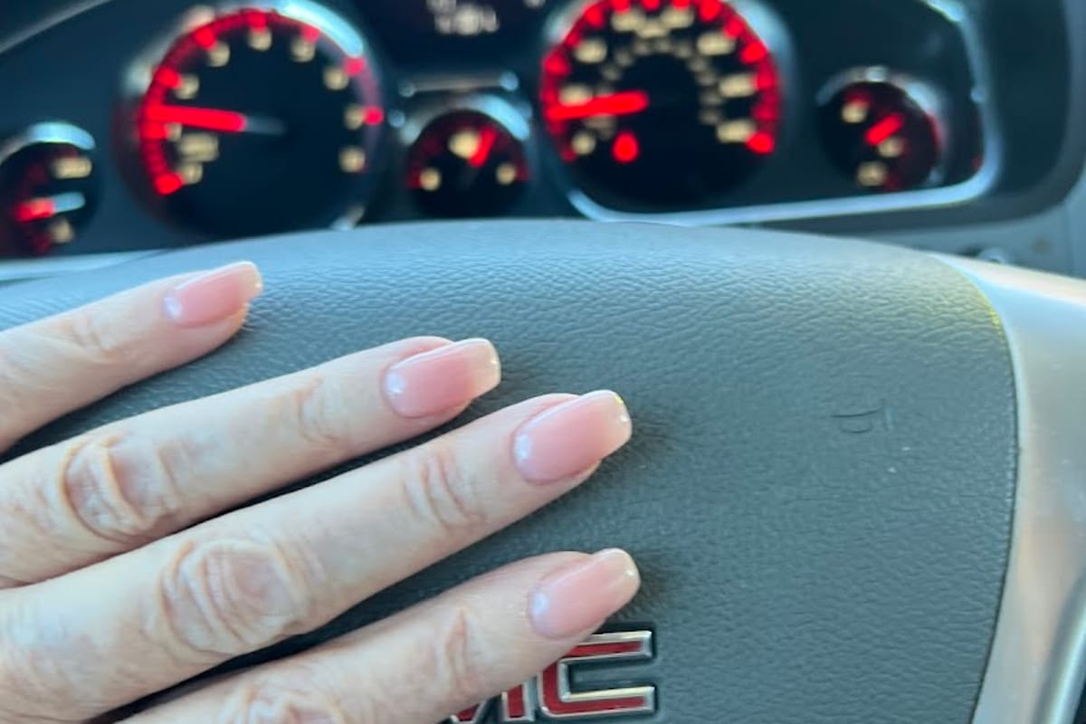 Perry Nail Salon featured offerings