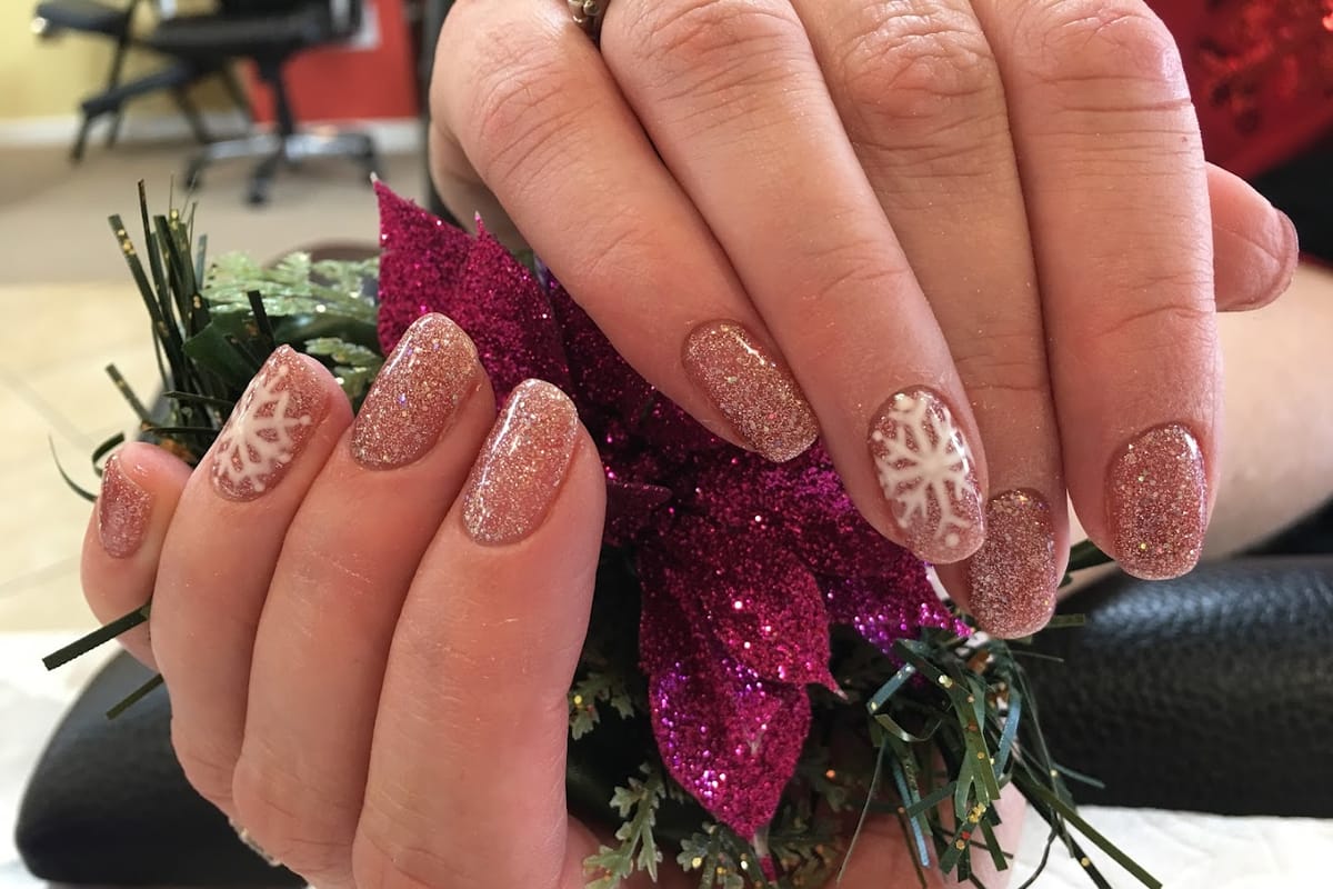 Jadore Nail Salon featured offerings