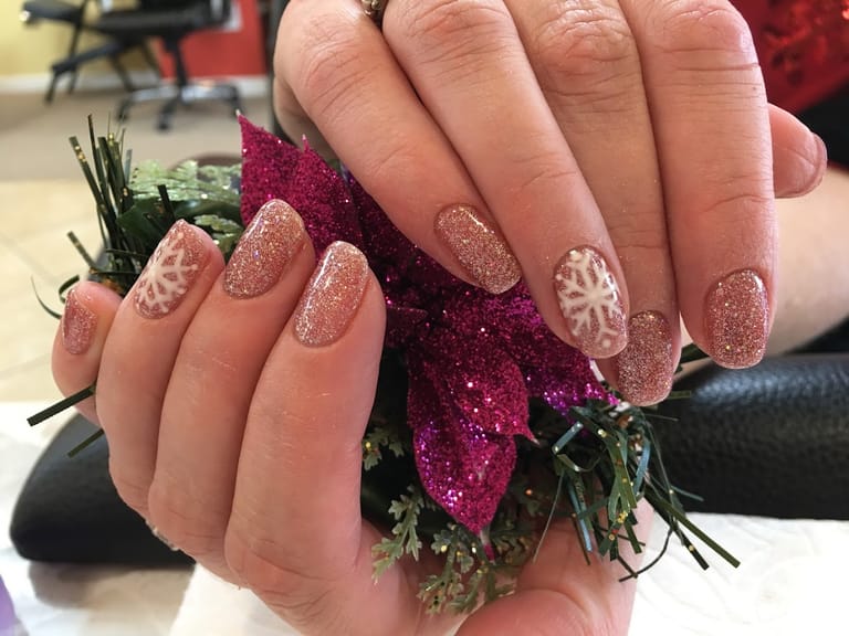 Jadore Nail Salon featured offerings